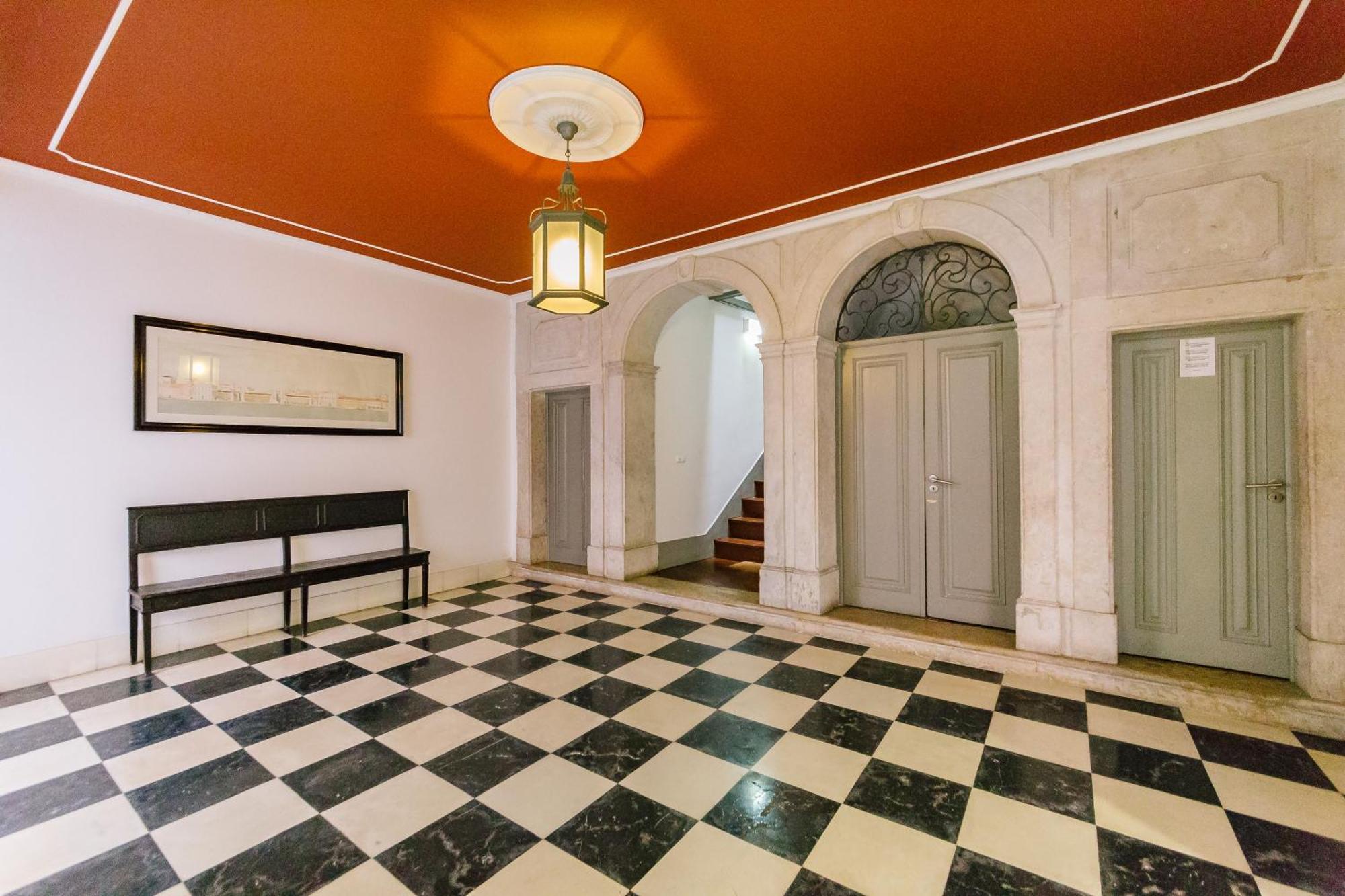 Chiado 2 Bedroom Elegant Apartment 리스본 외부 사진