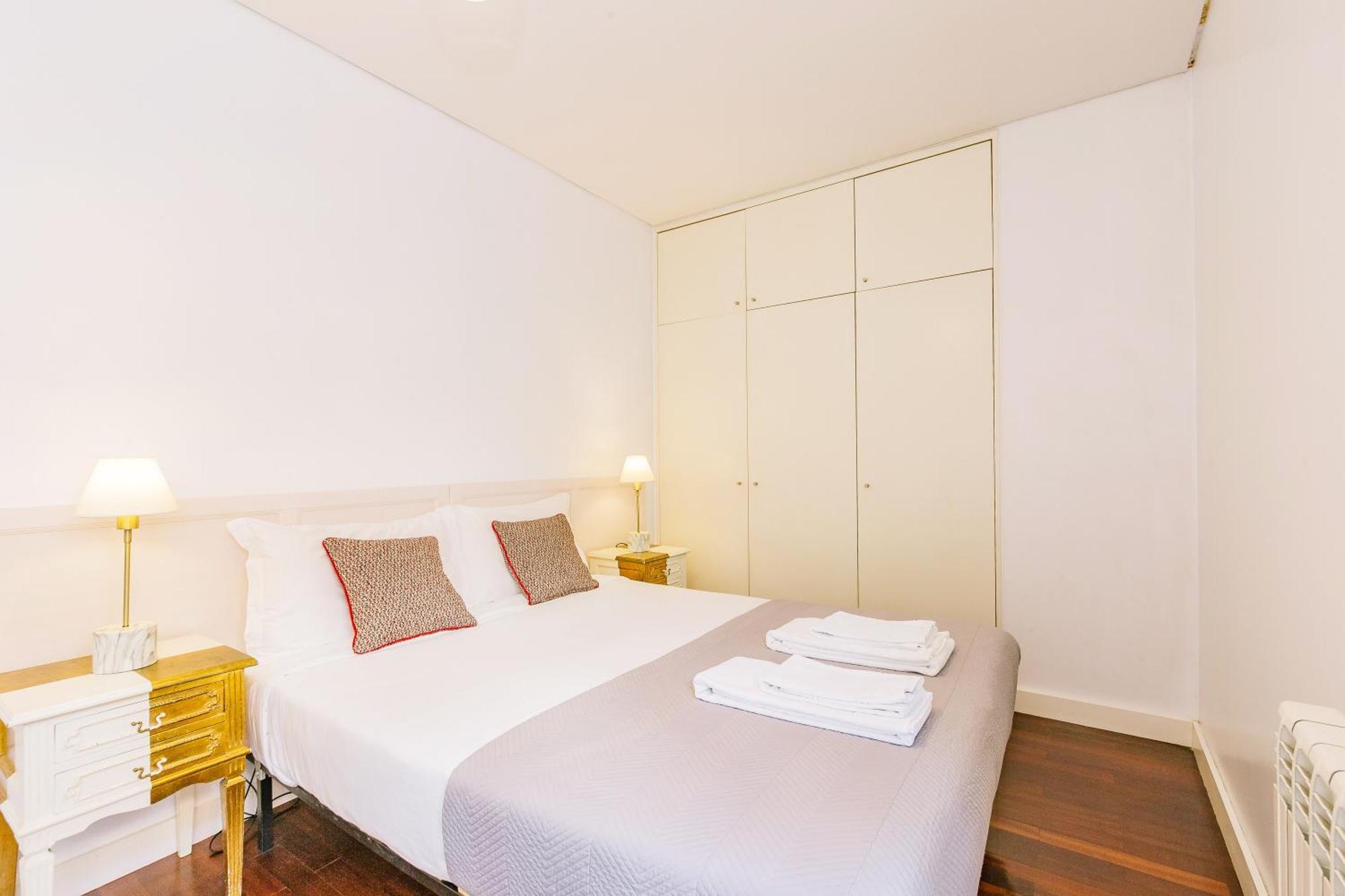 Chiado 2 Bedroom Elegant Apartment 리스본 외부 사진